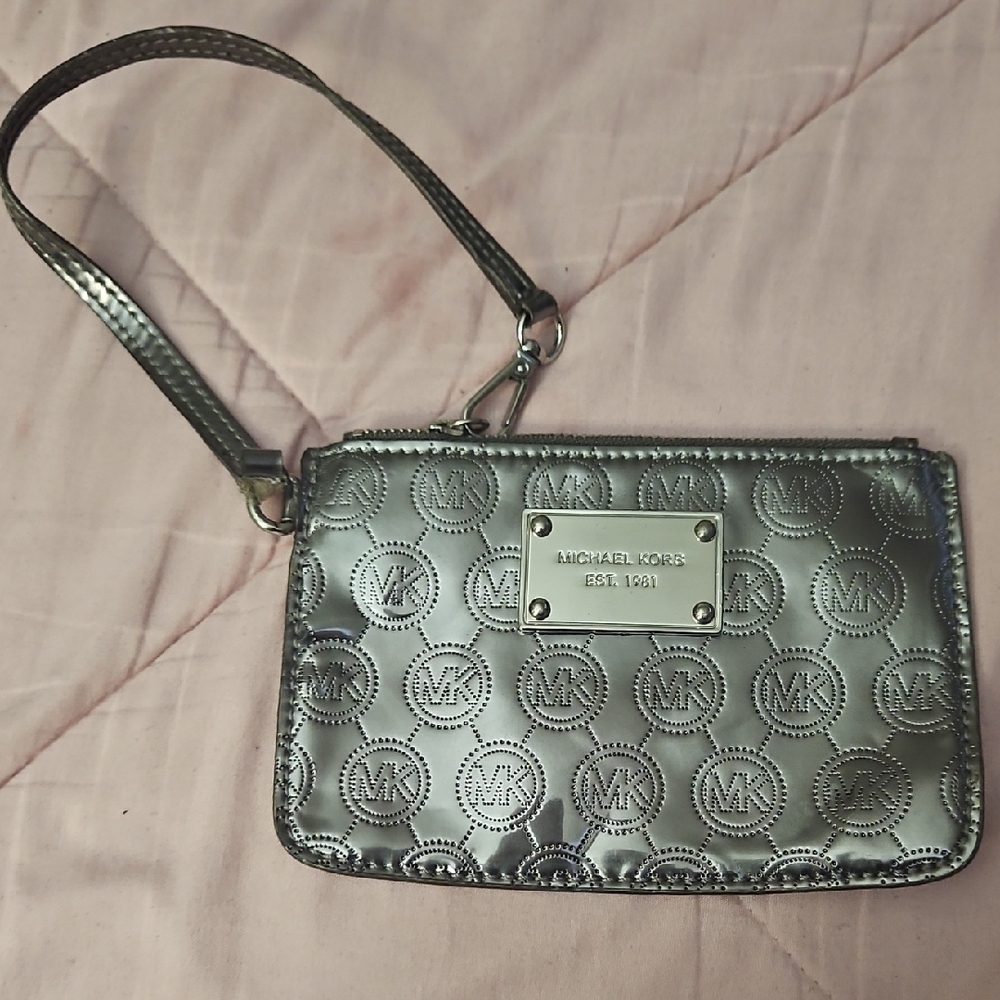 Michael Kors Metallic Silver Wristlet Well Loved